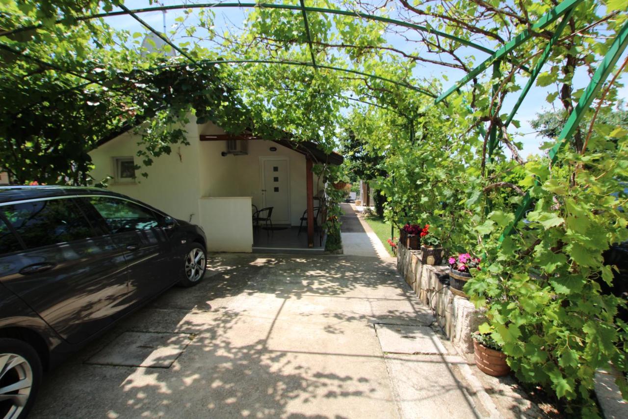 Apartments Green Garden Labinci Exterior photo